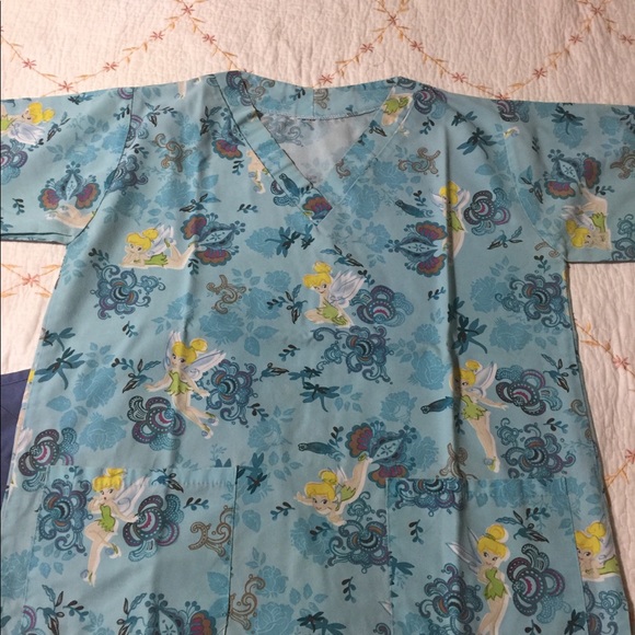 5 scrub tops - Picture 2 of 6